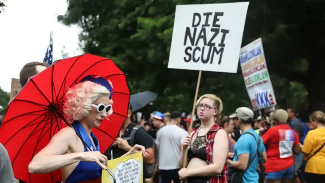 Протестующие у парка Лафайетт