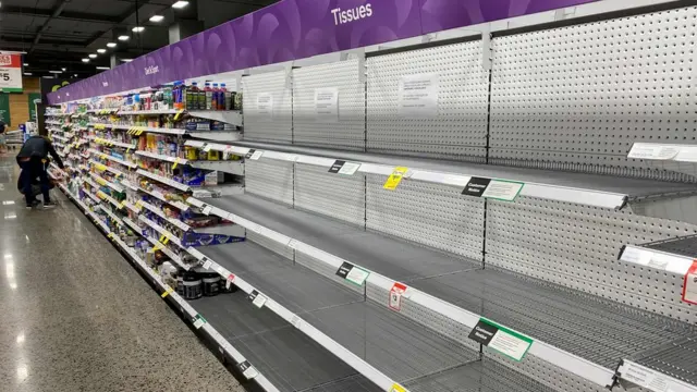 Супермаркет в Мельбурне, 17 марта