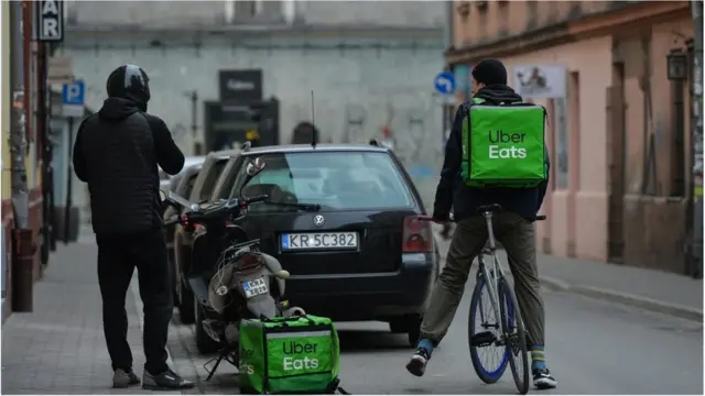 지금의 위기는 미국에서 대공황 이후 가장 큰 경제 격변을 겪었던 2008년의 나쁜 기억들을 떠올리게 한다