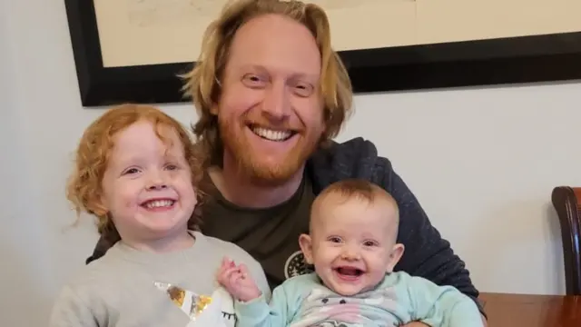 Keith Lonsdale ve kızları