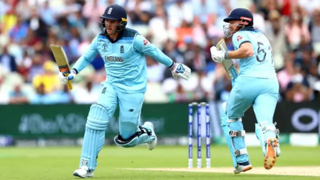 जॉनी बेयरस्टो और जेसन रॉय की शतकीय साझेदारी