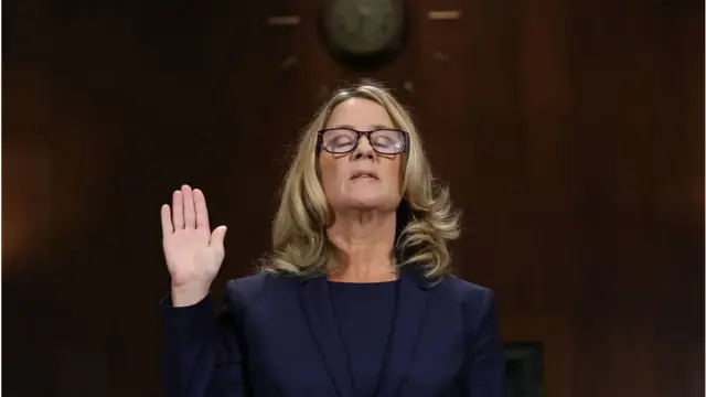 Kristin Blejzi u toku zakletve.