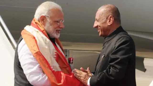 ప్రధానమంత్రి నరేంద్రమోదీతో గవర్నర్ నరసింహన్