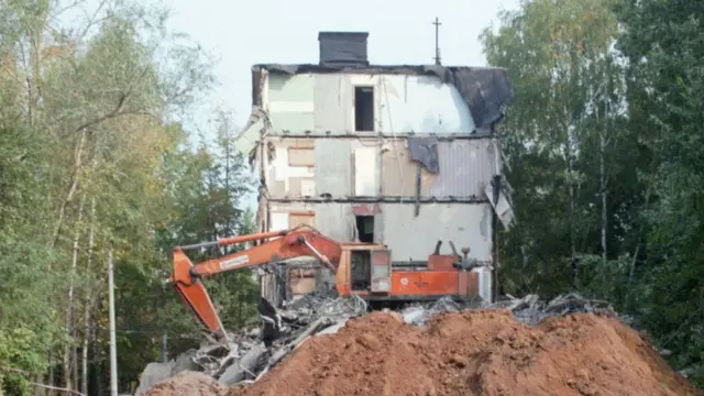 Снос пятиэтажки