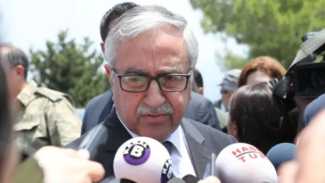 Kuzey Kıbrıs lideri Mustafa Akıncı