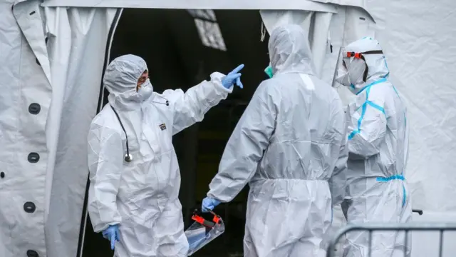 အီတလီကျန်းမာရေးစနစ်က ကောင်းပေမယ့် ဒီဗိုင်းရပ်စ်ဟာ သက်ကြီးပိုင်းတွေကို ပိုဒုက္ခပေးတာကြောင့် ခုလိုသေဆုံးနှုန်းများ