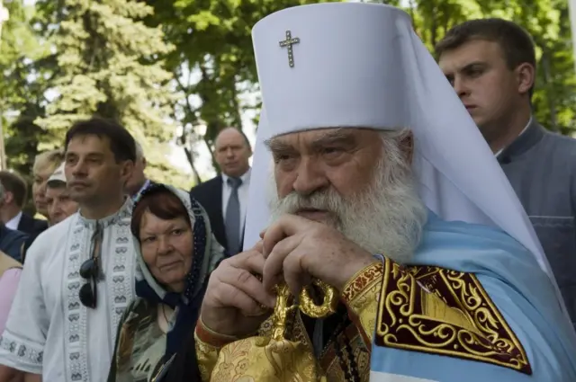 Священный Синод закончился, но устав УПЦ перепишут и ограничат права митрополита