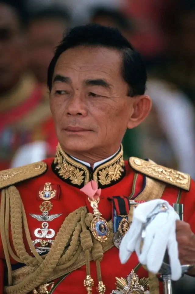 พล.อ. สุนทร คงสมพงษ์