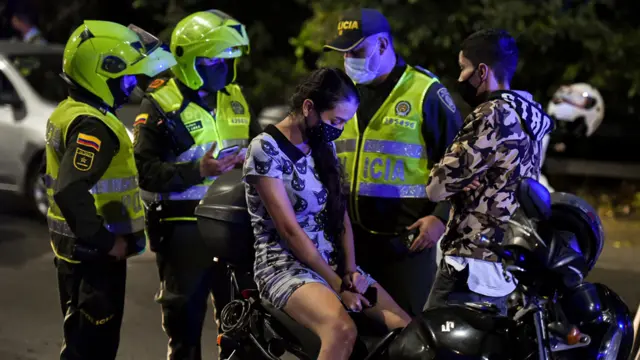 Policias en Colombia