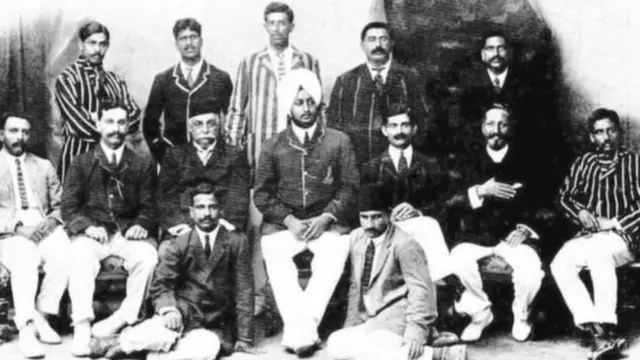 डॉ. बाबासाहेब आंबेडकर, बाळू पालवणकर, क्रिकेट, समाजशास्त्र