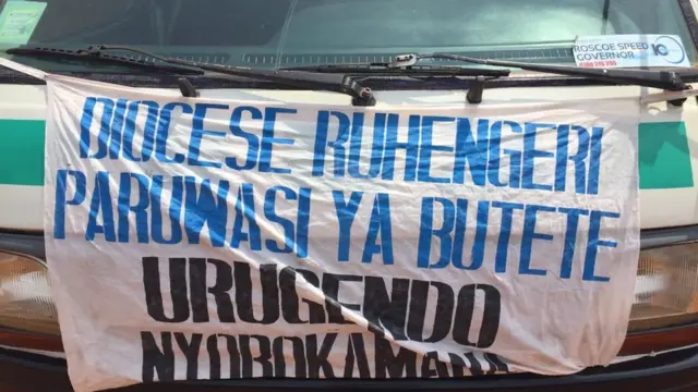 Abari basanzwe bajya mu misa muri Uganda kuri uyu munsi berekeje i Kigali