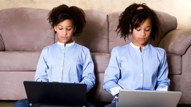 Анализируя успехи в учебе у однояйцевых близнецов, ученые установили влияние генов на школьные оценки