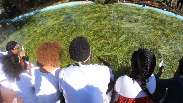 ኣብቲ ምስጋና ዝቐርበሉ ቦታ