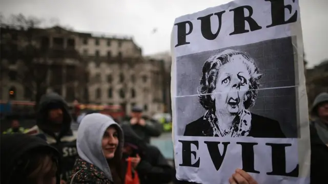 Демонстрации после смерти Тэтчер