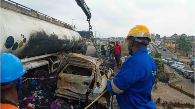 Otedola bridge fire: