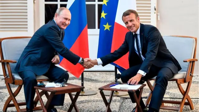 Дельпаля отпустили из СИЗО перед встречей Путина с французским президентом Эммануэлем Макроном