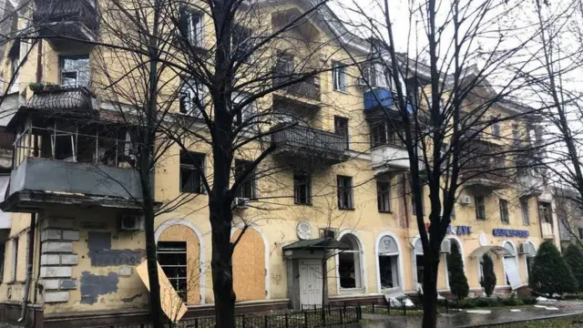 Пошкоджені будинки в Дніпрі