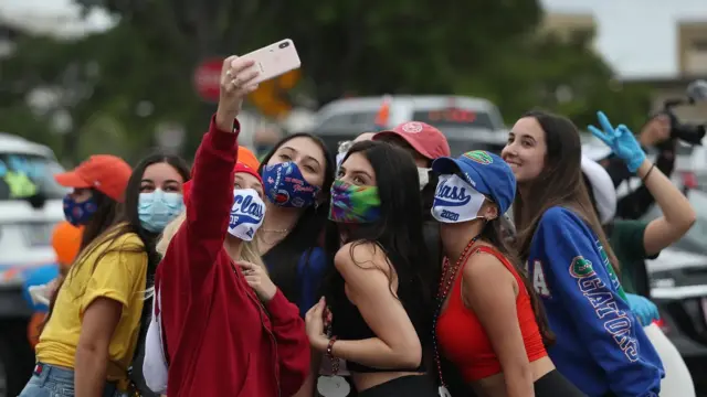 ڈیجیٹل دوستی