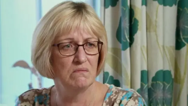 نيكي دافيليد وزوجها حجزا عطلتهما عبر شركة طومسون للسياحة للسفر إلى مدينة سوسة في تونس