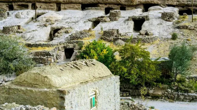 قرية ميمند الإيرانية