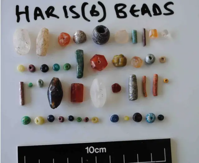 Piedras de joyería en Harlaa