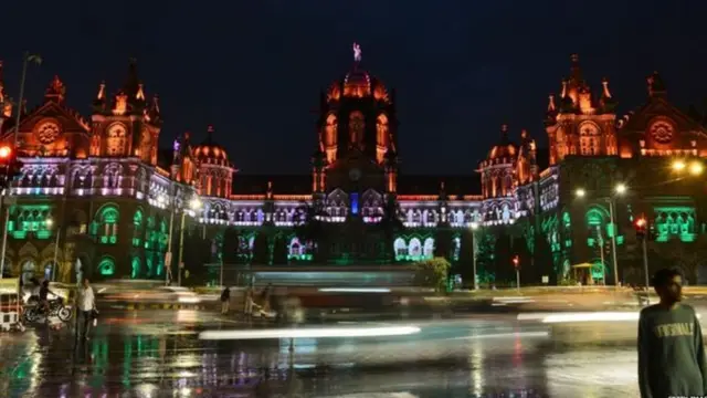 The Chhatrapati Shivaji Terminus na UNESCO World Heritage Site wey dem decorate for the occasion.