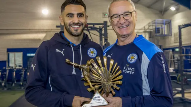 Mahrez na kocha wake Leicester Claudio Ranieri