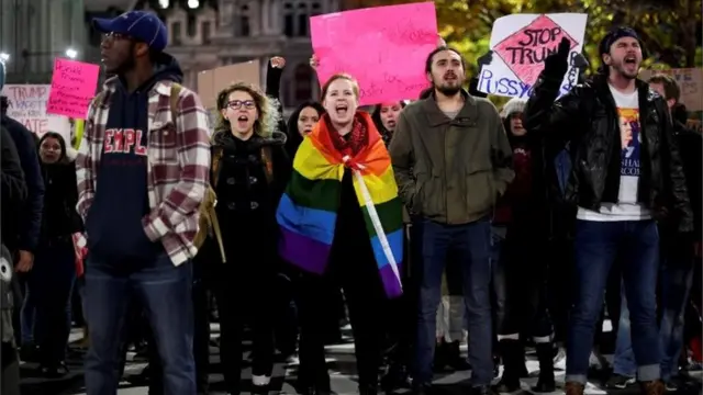 اعتراضات علیه ترامپ