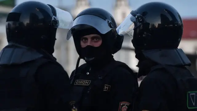 ОМОН
