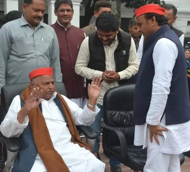 అఖిలేష్‌తో ములాయం