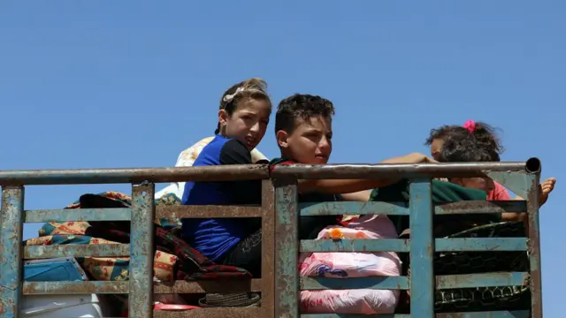 لاجئون سوريون