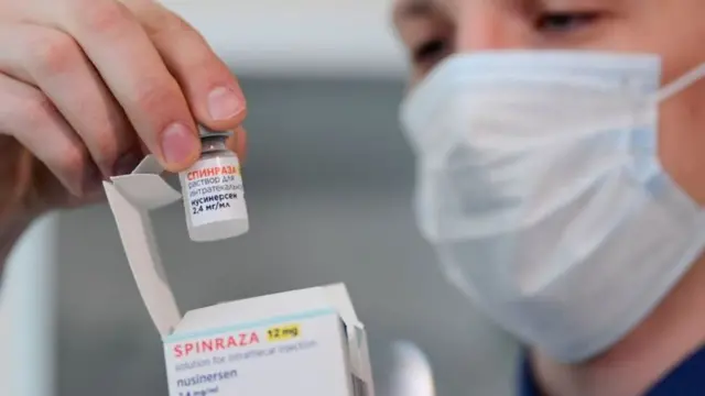 Türkiye'de şu anda SMA'ya karşı Spinraza adlı ilaç sigorta tarafından karşılanıyor