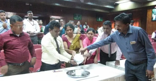 නුවරඑලිය දිස්ත්‍රික් ලේකම් රෝහණ පුෂ්පකුමාරගේ ප්‍රධානත්වයෙන් පැවති සුනාමි අනුස්මරණය