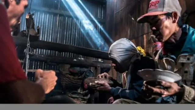 డెవిల్స్ గోల్డ్