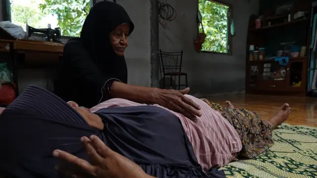 โต๊ะบีแด