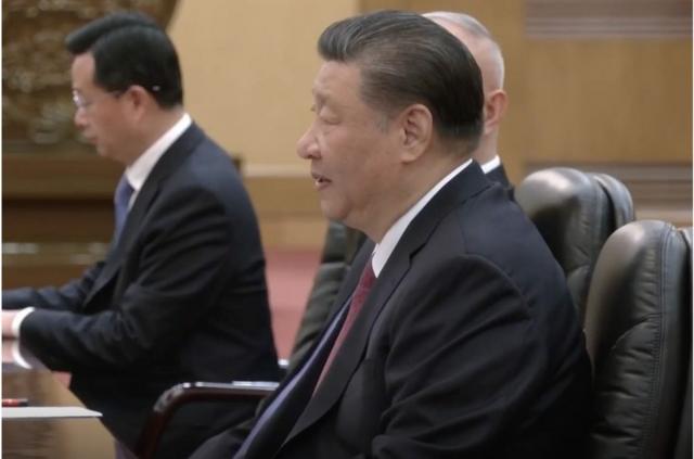 台湾前总统马英九与中国国家领导人习近平在北京会面