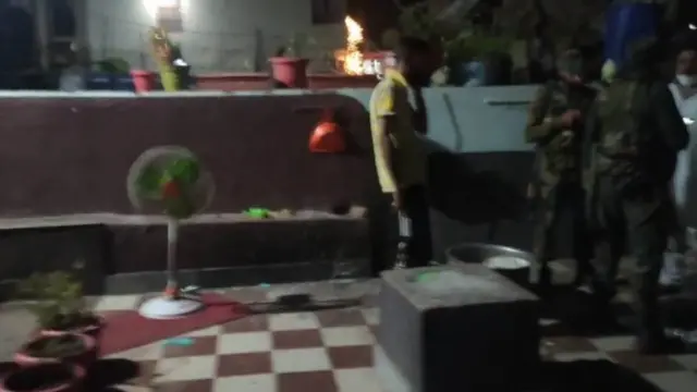 బీజేపీ నాయకుడి ఇంటిపై దాడి