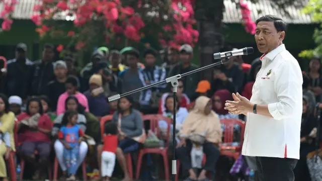 Menkopolhukam Wiranto di Wamena