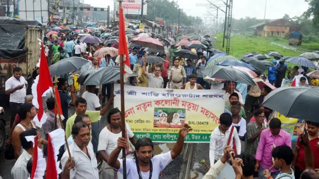 एनआरसी के विरोध में हुई रैली