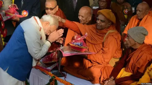 ਕੇਜਰੀਵਾਲ, ਮੋਦੀ ਅਤੇ ਹਿੰਦੂਤਵ