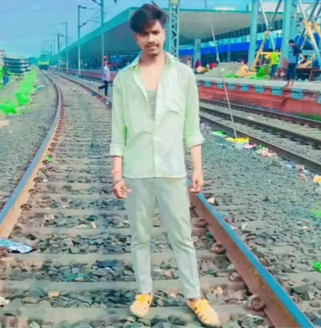 ट्रेन पकड़ने से पहले खींची गई फ़ोटो