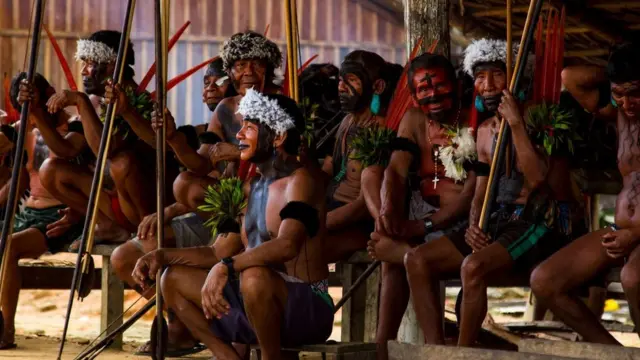 Xamãs do povo yanomami