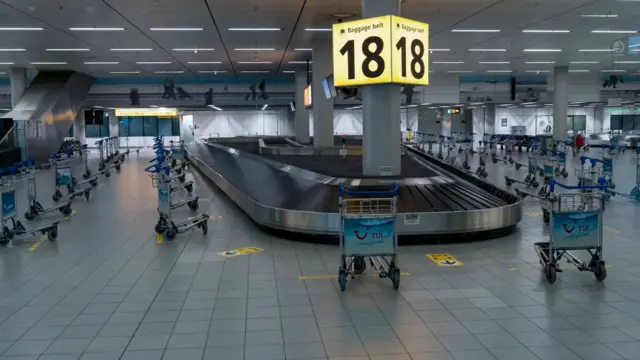 Áreajogos de hoje 365bagagens vaziajogos de hoje 365aeroportojogos de hoje 365Amsterdã