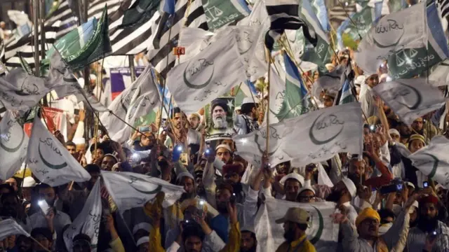 इमरान ख़ान