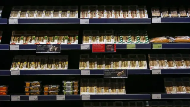 Sándwiches envasados en un mercado de Reino Unido.