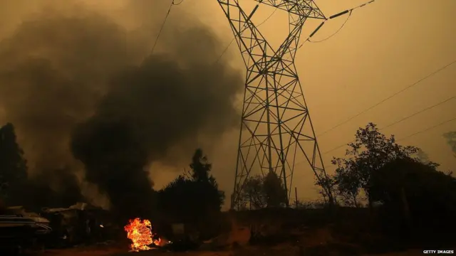 ਕੈਲੀਫੋਰਨੀਆਂ ਦੇ ਜੰਗਲਾਂ 'ਚ ਅੱਗ