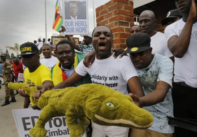 أنصار ايمرسون منانغاغوا