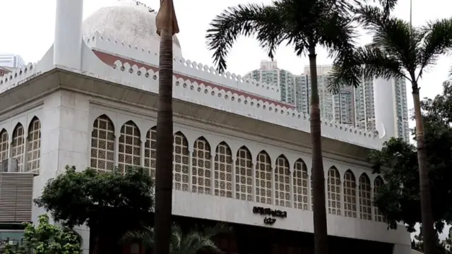 位于尖沙咀的＂九龙清真寺暨伊斯兰中心＂。
