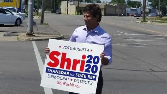 डॉ. श्री ठाणेदार