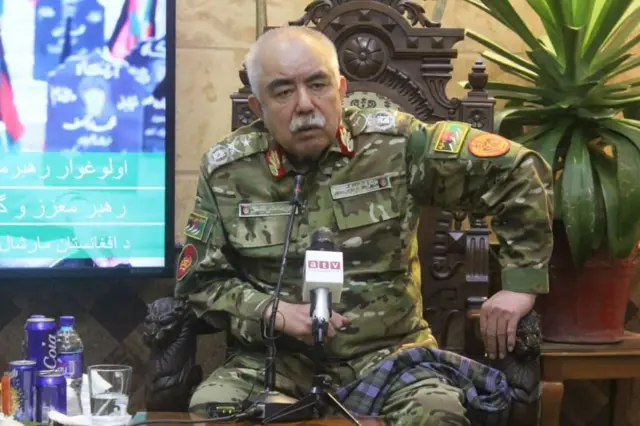 Маршал Дўстум